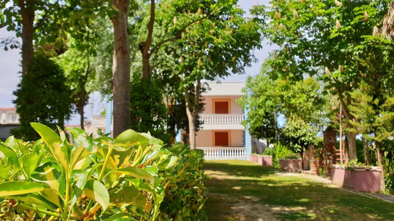 Vila Gridi- Apartamente Me Qera Spille Bagian luar foto